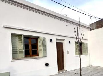 Casa · 6 Ambientes · Casa Para Alquiler Comercial. Oficinas o Consultorios