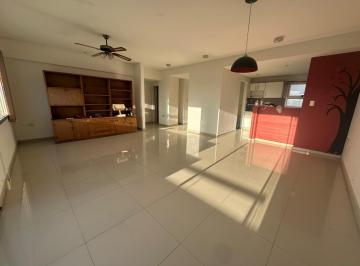 Departamento · 80m² · 3 Ambientes · 1 Cochera · Departamento 66 E/ 29 y 30