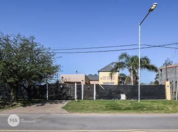Casa · 120m² · 5 Ambientes · 2 Cocheras · Alquiler | Casa 3 Dorm. - Tierra de Sueños 2 - Roldán
