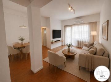 Departamento · 69m² · 3 Ambientes · Piso Completo de 3 Ambientes con Palier Privado y Balcón Al Frente | Recoleta