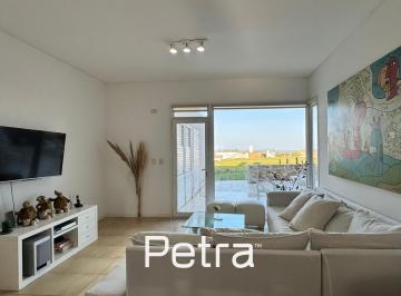 Departamento · 90m² · 4 Ambientes · 2 Cocheras · Departamento en Venta en Pinamar - Villa de Mar - Frente Al Mar