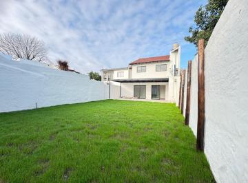 Casa · 170m² · 4 Ambientes · 1 Cochera · Venta Casa 4 Amb Parque y Cochera - Ituzaingó