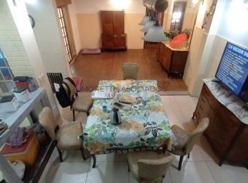 Casa · 250m² · 3 Ambientes · A La Venta Casa en Floresta