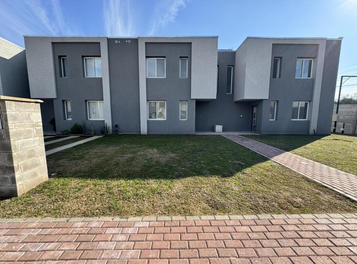 Casa en alquiler en DECS Tortugas · 4 ambientes