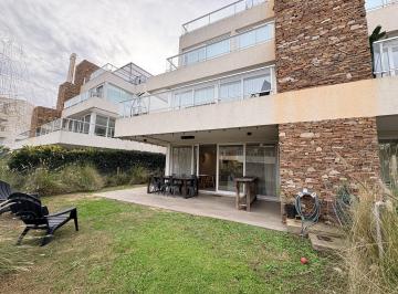 Departamento · 102m² · 4 Ambientes · 1 Cochera · Departamento Pb 3 Dorm. y Jardin