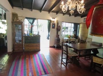 Casa · 100m² · 4 Ambientes · 1 Cochera · Venta Casa 4 Amb con Pileta y Parque en Castelar
