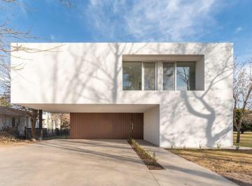 Casa de 5 ambientes, Ibarlucea · La Rinconada. Espectacular Casa a Estrenar en Alquiler