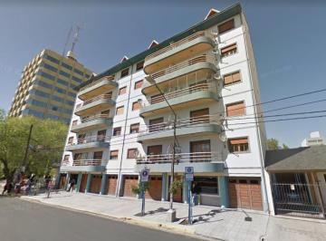 Departamento · 75m² · 3 Ambientes · 1 Cochera · Departamento en Área Centro Este