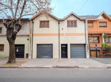 Casa de 5 ambientes, Villa Urquiza · Casa 5 Amb 300 m² S/ Lote 8,66 X 25 m, 2 Cocheras, Patio, Parrilla - Zado Al 3400