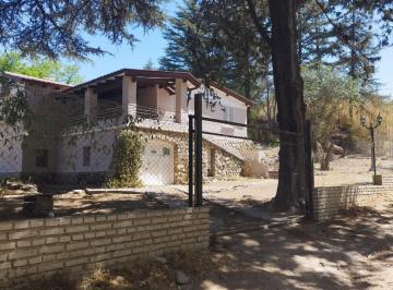 Foto · Casa con Pileta, Amplio Jardín - Villa del Lago - Carlos Paz