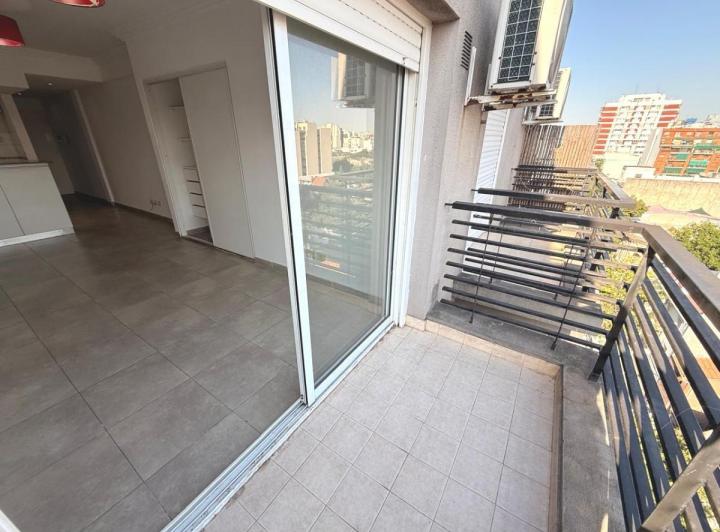 Monoambiente en Venta con Balcon en Floresta