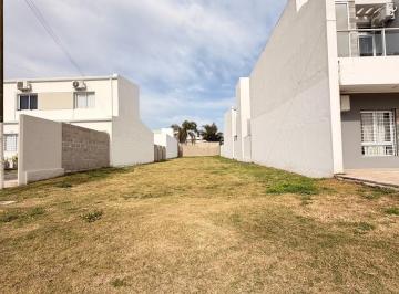Terreno · 430m² · Lote en un Sector con Gran Proyección