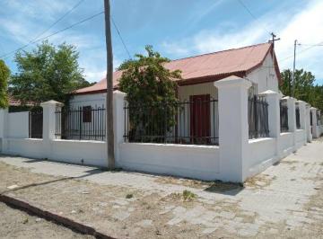 Casa · 185m² · 9 Ambientes · 1 Cochera · Casa en San Antonio Oeste