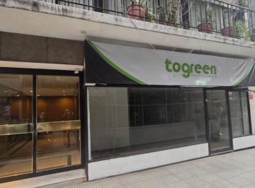 Local comercial · 94m² · Local Sin Restricciones con Amplia Vidriera
