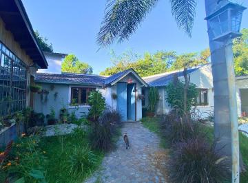 Casa · 148m² · 4 Ambientes · 4 Cocheras · Casa en Venta con Pileta en Barrio La Bota, Benavidez, Tigre