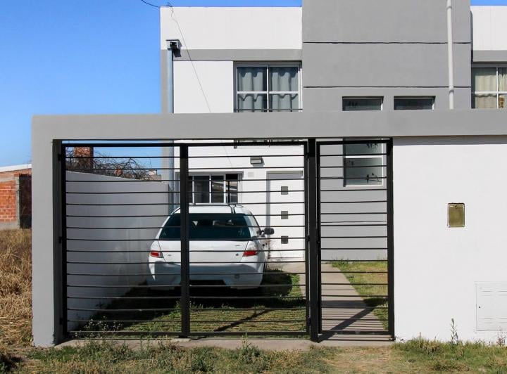 Casa · 70m² · 2 Dormitorios · 1 Cochera