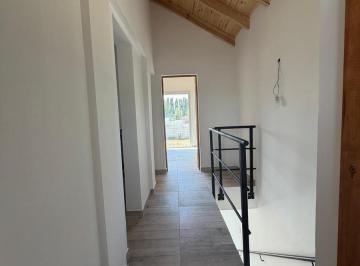 Casa · 109m² · 5 Ambientes · 1 Cochera · Casa en Venta