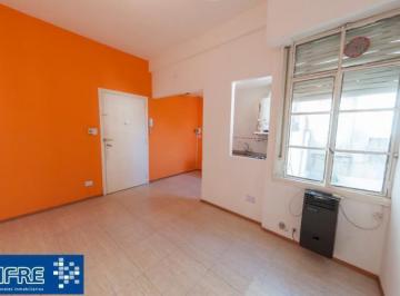 Departamento · 38m² · 2 Ambientes · Departamento de 2 Ambientes en Primer Piso por Escalera, Ubicado en Coghlan.