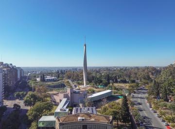 Departamento · 93m² · 5 Ambientes · 1 Cochera · Venta - Departamento 3 Dorm. - Nueva Cordoba