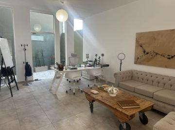 Local comercial de 1 ambiente, San Isidro · Local con Patio en Alquiler - Lomas de San Isidro