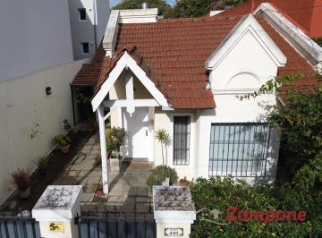 Casa · 161m² · 5 Ambientes · 1 Cochera · Casa en San Isidro