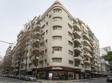 Departamento · 140m² · 4 Ambientes · 1 Cochera · Venta Departamento 4 Ambientes Al Frente con Balcón y Cochera Cubierta en Recoleta