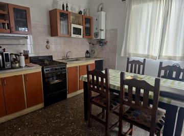 Casa · 175m² · 6 Ambientes · Venta - Casa 6 Ambientes - Patio - Terraza - Sáenz Peña - 3 de Febrero