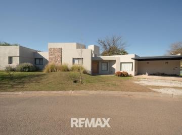 Casa · 275m² · 6 Ambientes · 2 Cocheras · Venta Casa 3 Dorm. Country La Serena Pileta