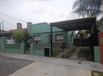 Casa · 70m² · 4 Ambientes · Casa Chalet en Alquiler en General Pacheco, Tigre, G. B. a. Zona Norte