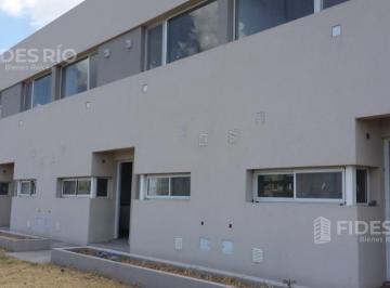 Casa · 85m² · 3 Ambientes · Venta Casa Frente Al Lago