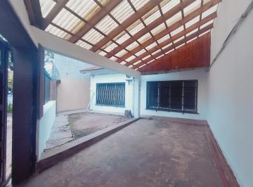 Casa · 146m² · 3 Ambientes · 1 Cochera · Casa en Banfield Oeste