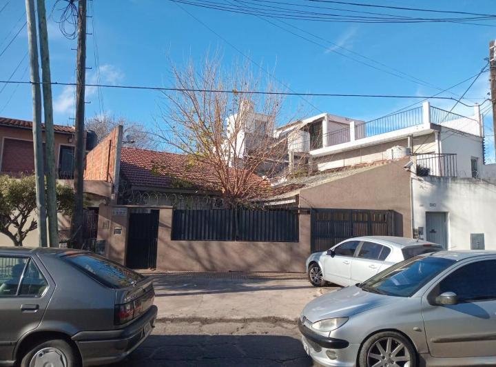 Casa · 146m² · 4 Ambientes · 1 Cochera