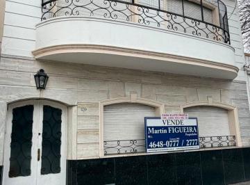 Casa de 4 ambientes, Villa del Parque · Casa de 4 Ambientes Sobre Lote de 8,66 X 10