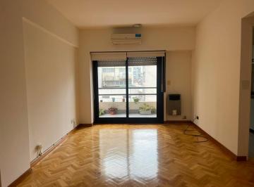 Departamento · 45m² · 2 Ambientes · Alquiler 2 Ambientes C/balcon Monserrat