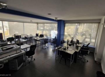 Oficina comercial · 140m² · 4 Ambientes · Alquiler de Oficina con Entrada Independiente, Villa General Mitre.