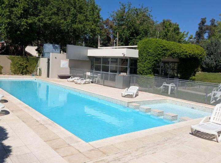 Departamento · 65m² · 4 Ambientes · 1 Cochera