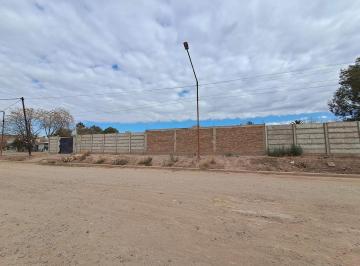 Terreno · 1900m² · Terreno en Venta - Ideal Para Canchas de Futbol y Padle o Depósito