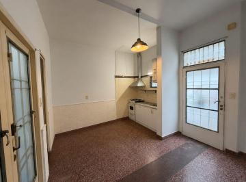 PH · 56m² · 3 Ambientes · Alquiler PH en Villa Devoto con Terraza