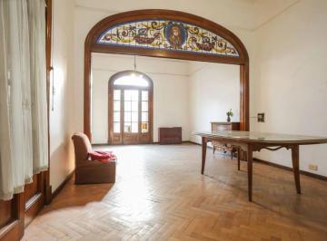 PH · 245m² · 6 Ambientes · PH en Caballito