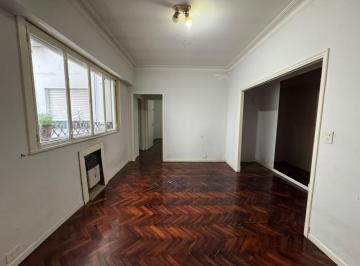 Departamento · 77m² · 4 Ambientes · Departamento 4 Amb con Dependencia en Flores