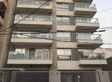 Departamento de 2 ambientes, Vicente López · Excelente 2 Amb con Cochera y Amueblado