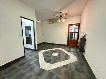 PH · 95m² · 4 Ambientes · PH de 4 Ambientes con Patio, Parrilla y Terraza en Alquiler en Flores