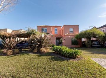 Casa · 270m² · 6 Ambientes · 2 Cocheras · Casa en Venta en Ayres del Pilar, Pilar, G. B. a. Zona Norte