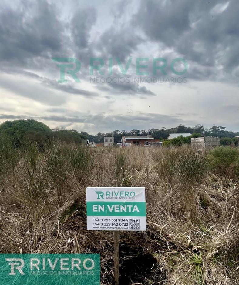 Lote 378m² en San Jacinto - Playa, ideal vivienda