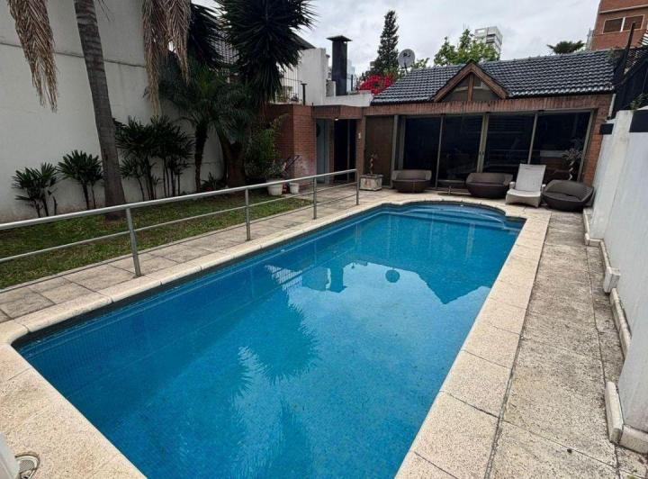 Casa · 340m² · 5 Ambientes