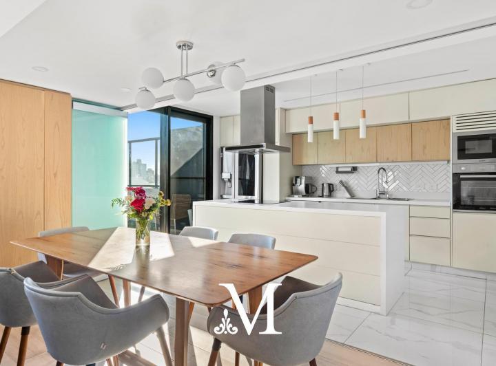 Departamento · 216m² · 4 Ambientes · 1 Cochera