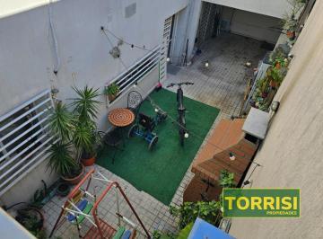 Casa · 155m² · 5 Ambientes · 1 Cochera · Casa 200 m² 5amb Lote Prop Terr Patio Coch Yapeyú 500 Almagro