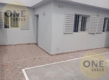 PH · 40m² · 3 Ambientes · PH en Alquiler - Berisso - con Patio - 2 Dorm.