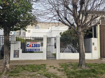 general-san-martin-villa-maipu-venta-ph-3-ambientes · PH 3 Amb con Jardin y Patio