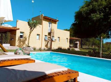 Casa · 97m² · 4 Ambientes · 2 Cocheras · Venta 2 Casas en Espejo, Merlo San Luis